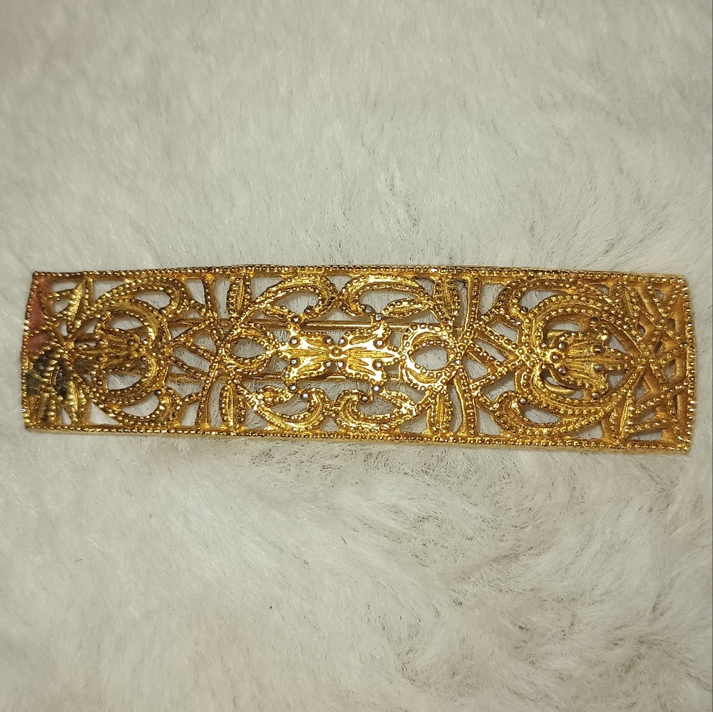 Vintage Gold Tone Hair Clip